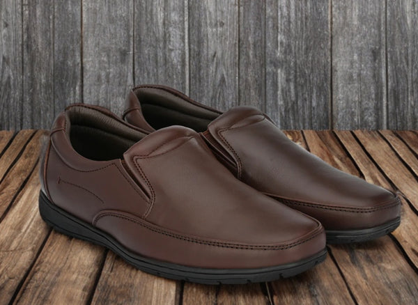 Men's Round-Toe Slip-On Brown Shoes